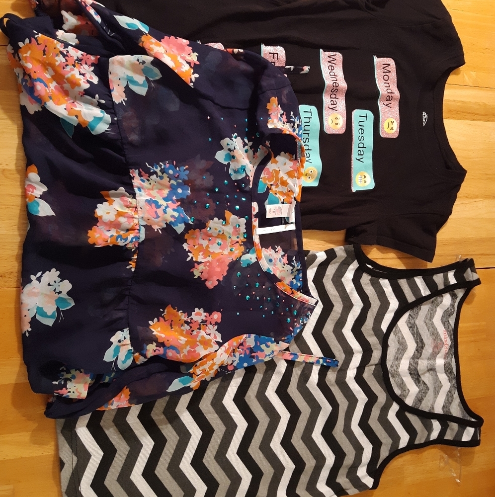3 XL women's tops